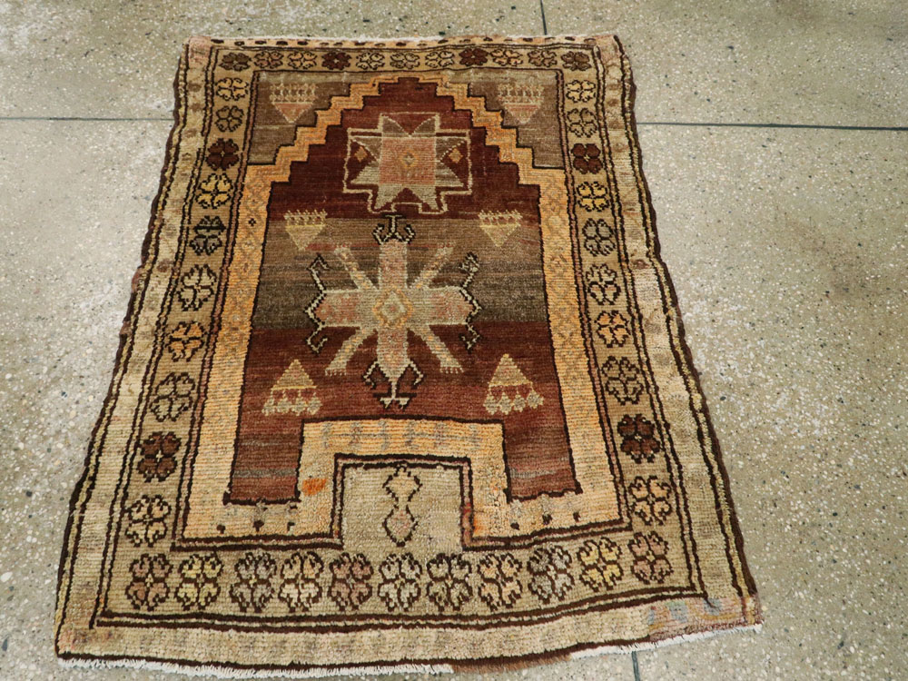 Vintage Turkish Anatolian Rug, No.15997 - Gss