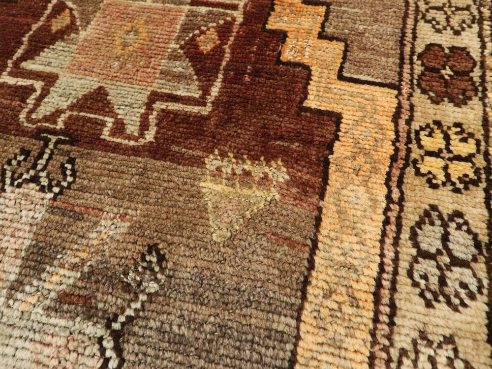 Vintage Turkish Anatolian Rug, No.15997 - Gss