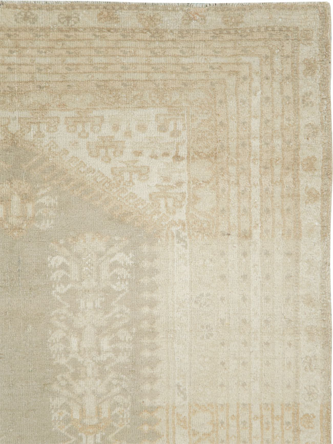 Antique Turkish Ghiordes Rug, No.16105 - Gss