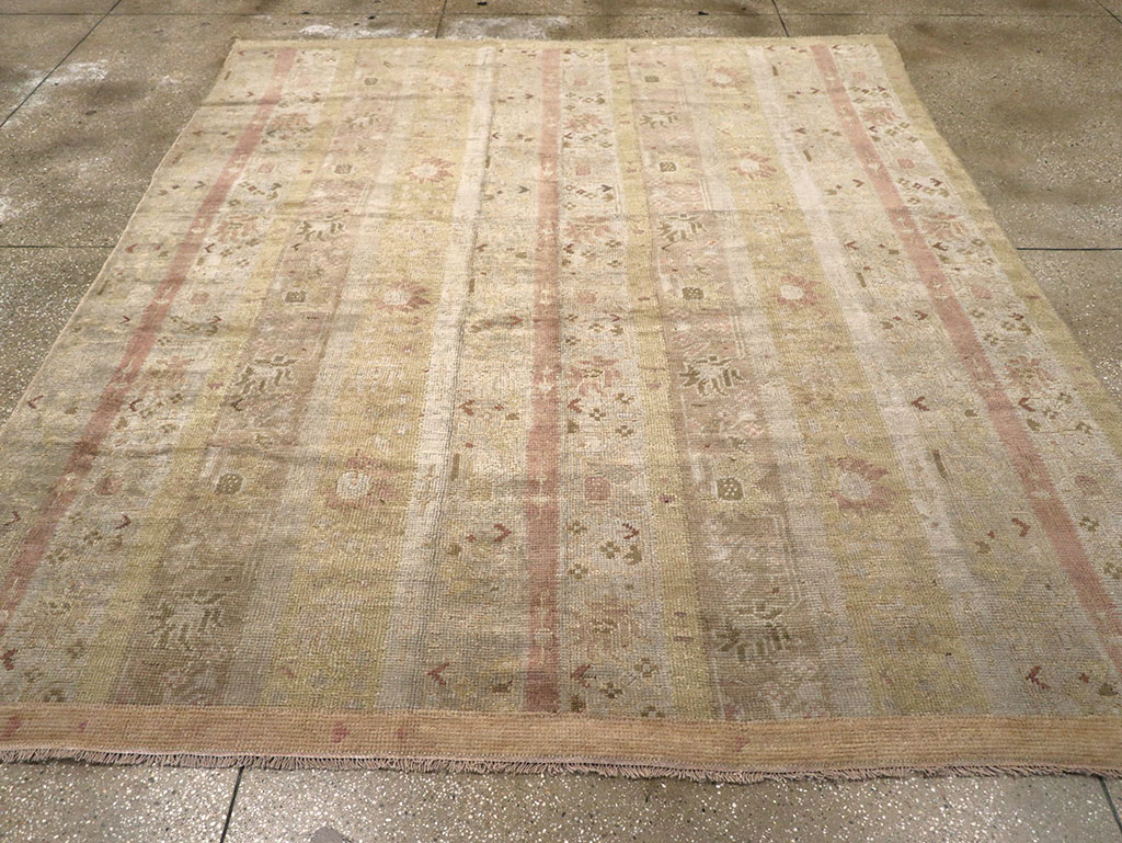 Antique Turkish Ghiordes Room Size Carpet, No.16114 - Gss