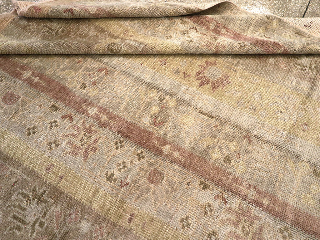 Antique Turkish Ghiordes Room Size Carpet, No.16114 - Gss