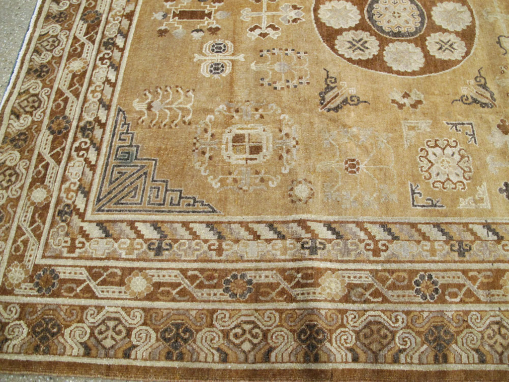 Antique East Turkest Khotan Carpet, No.16118 - Gss