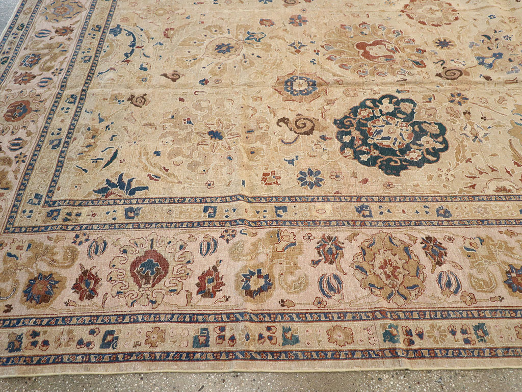 Antique Persian Tabriz Carpet, No.16127 - Gss