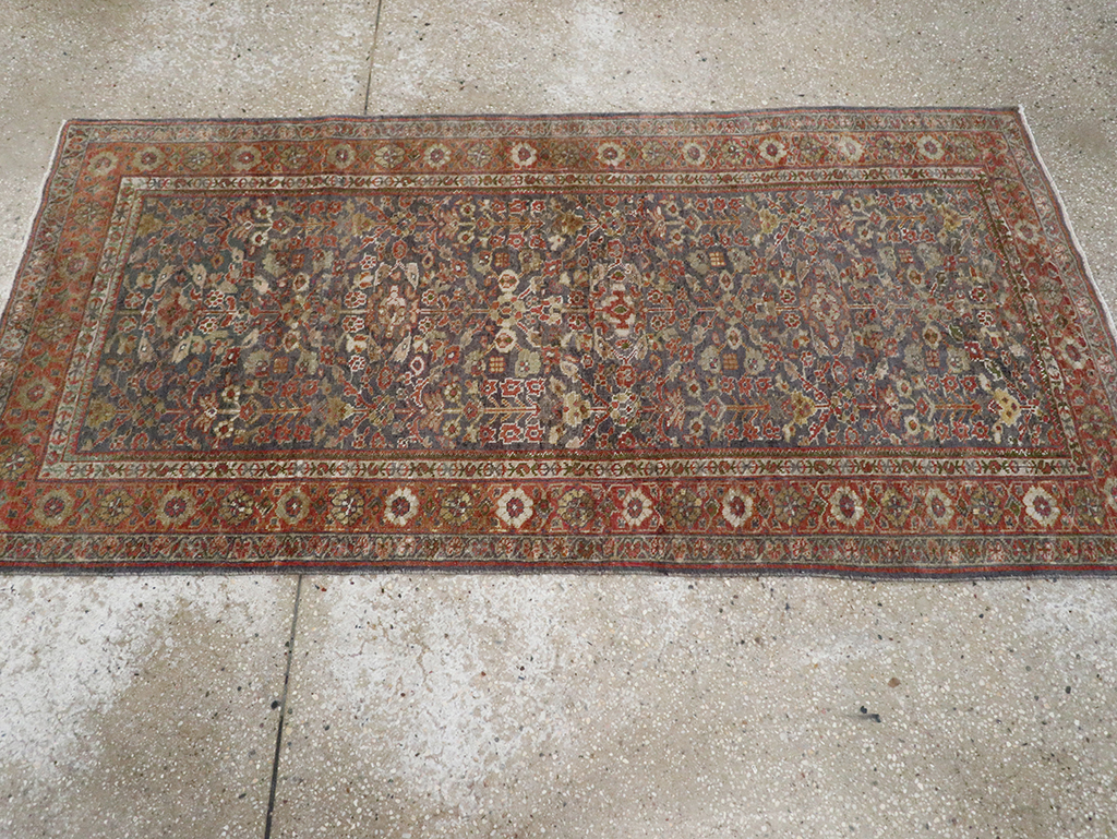 Antique Persian Mahal Rug, No.16199 - Gss