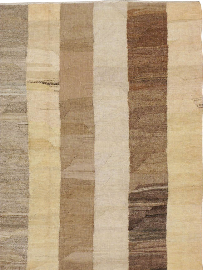 Modern Persian Kilim, No.16205 - Gss