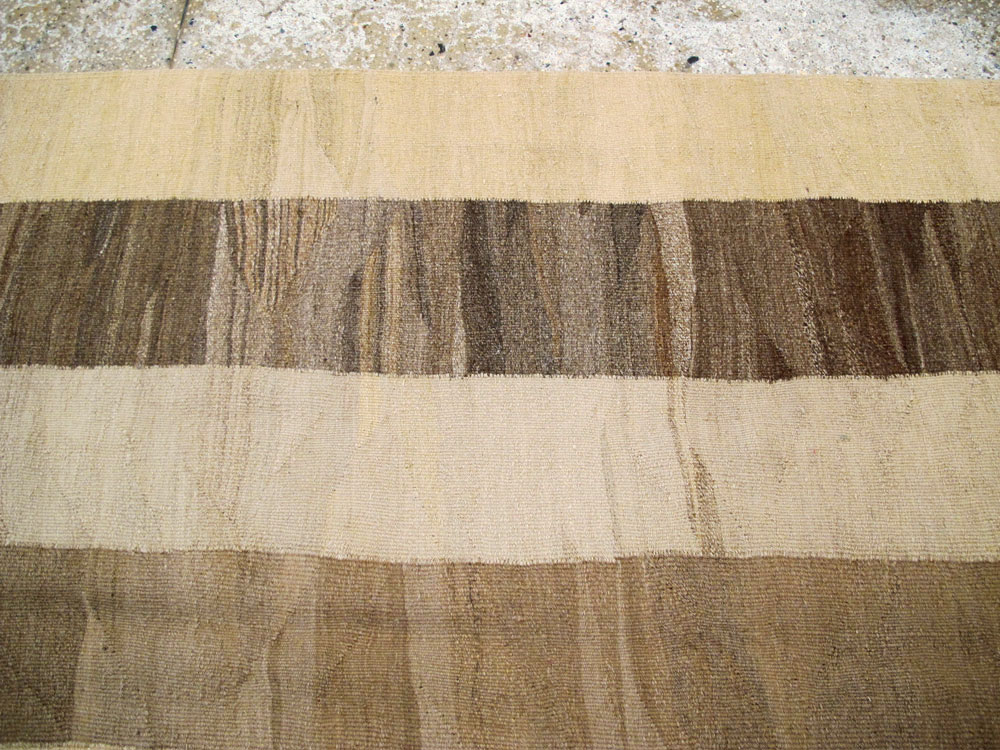 Modern Persian Kilim, No.16205 - Gss