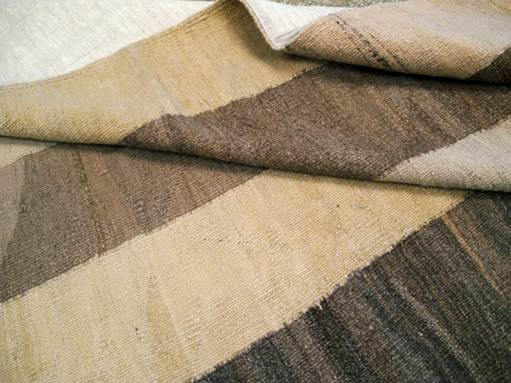 Modern Persian Kilim, No.16205 - Gss