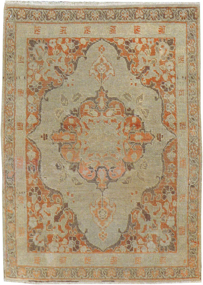 Antique Persian Tabriz Rug, No.16255 - Gss