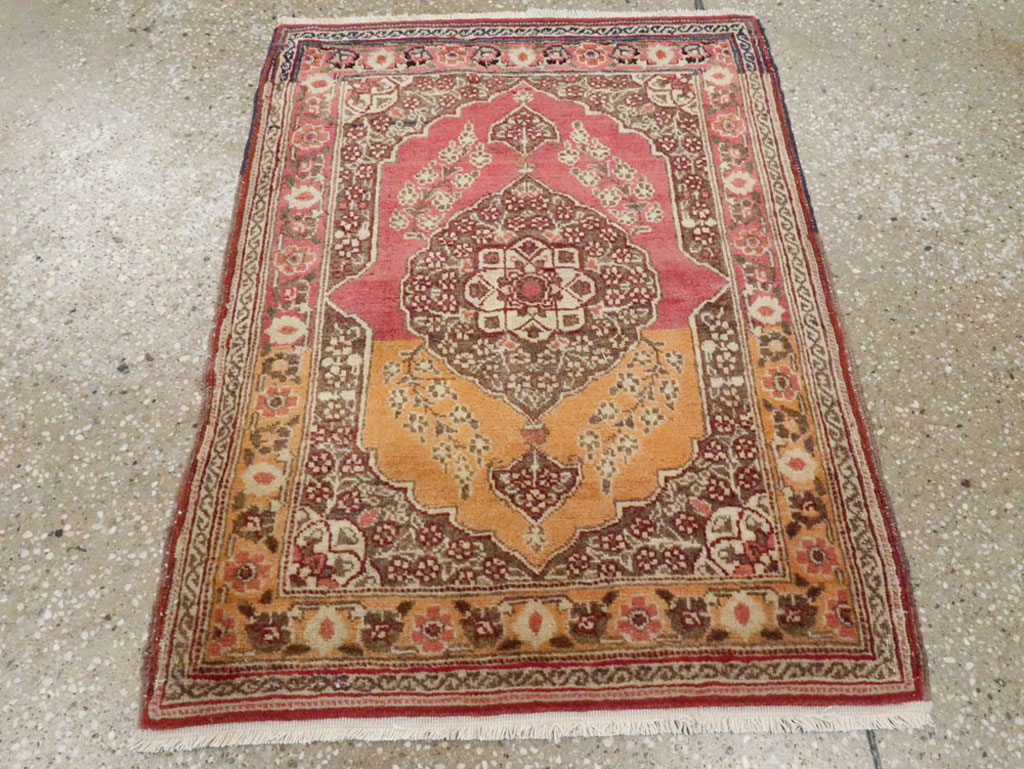 Antique Persian Tabriz Rug, No.16297 - Gss