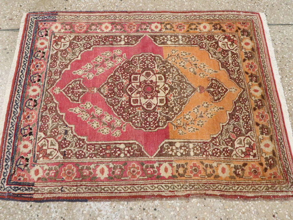 Antique Persian Tabriz Rug, No.16297 - Gss