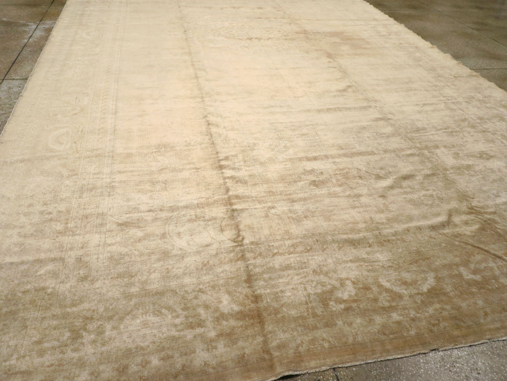 Antique Turkish Oushak Rug, No.16299 - Gss