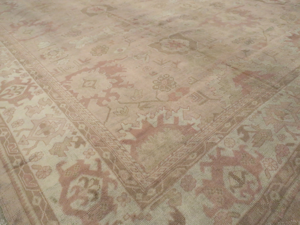 Antique Turkish Oushak Carpet, No.16300 - Gss