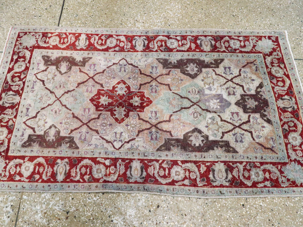 Vintage Persian Tabriz Rug, No.16327 - Gss