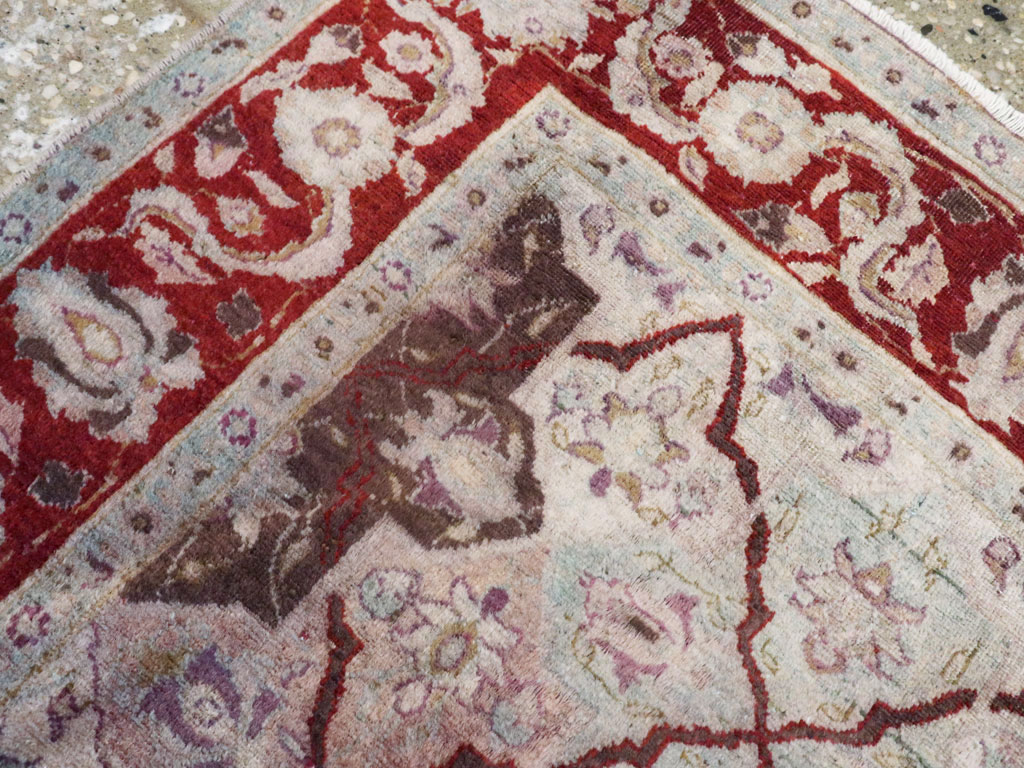 Vintage Persian Tabriz Rug, No.16327 - Gss