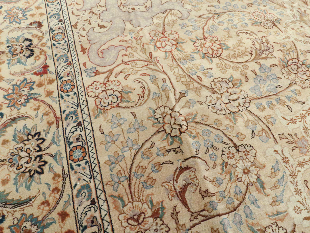 Vintage Persian Tabriz Rug, No.16353 - Gss
