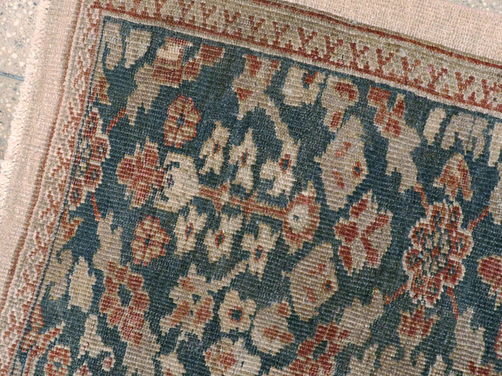 Antique Persian Mahal Rug, No.16512 - Gss