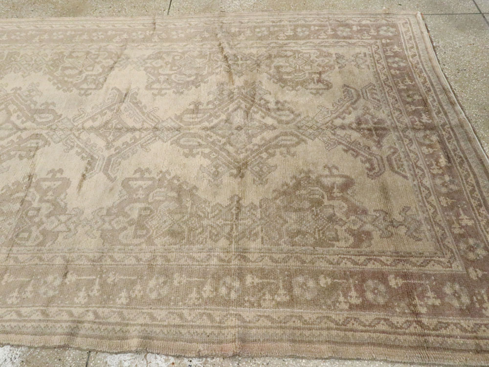 Antique Turkish Oushak Carpet, No.16519 - Gss
