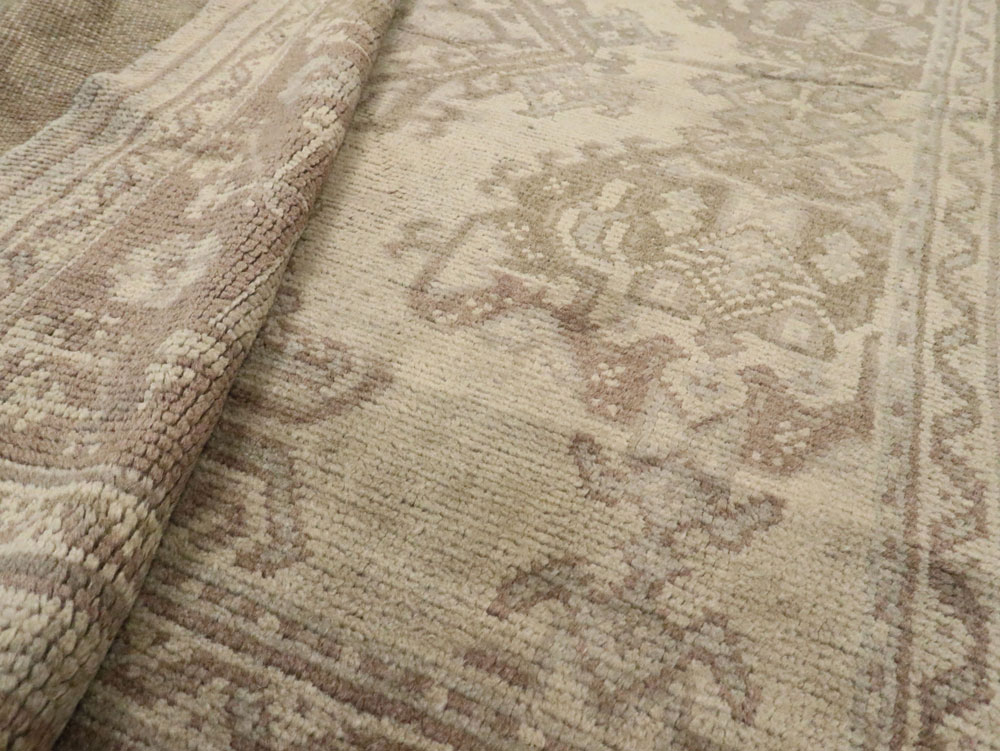 Antique Turkish Oushak Carpet, No.16519 - Gss