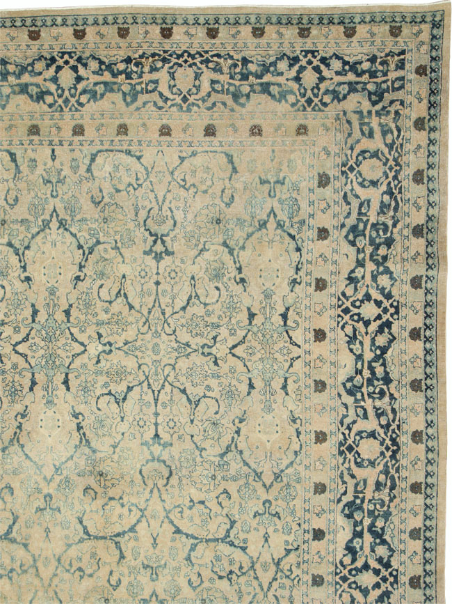 Antique Persian Tabriz Carpet, No.16566 - Gss