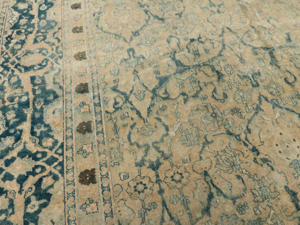 Antique Persian Tabriz Carpet, No.16566 - Gss