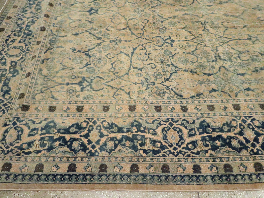 Antique Persian Tabriz Carpet, No.16566 - Gss