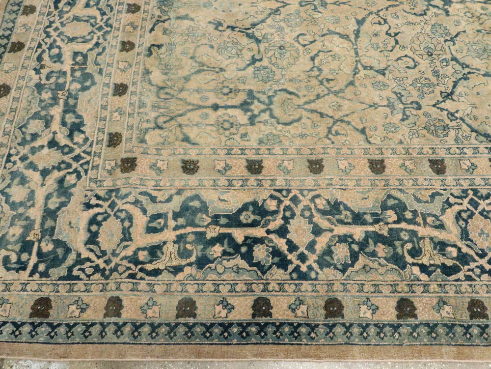 Antique Persian Tabriz Carpet, No.16566 - Gss