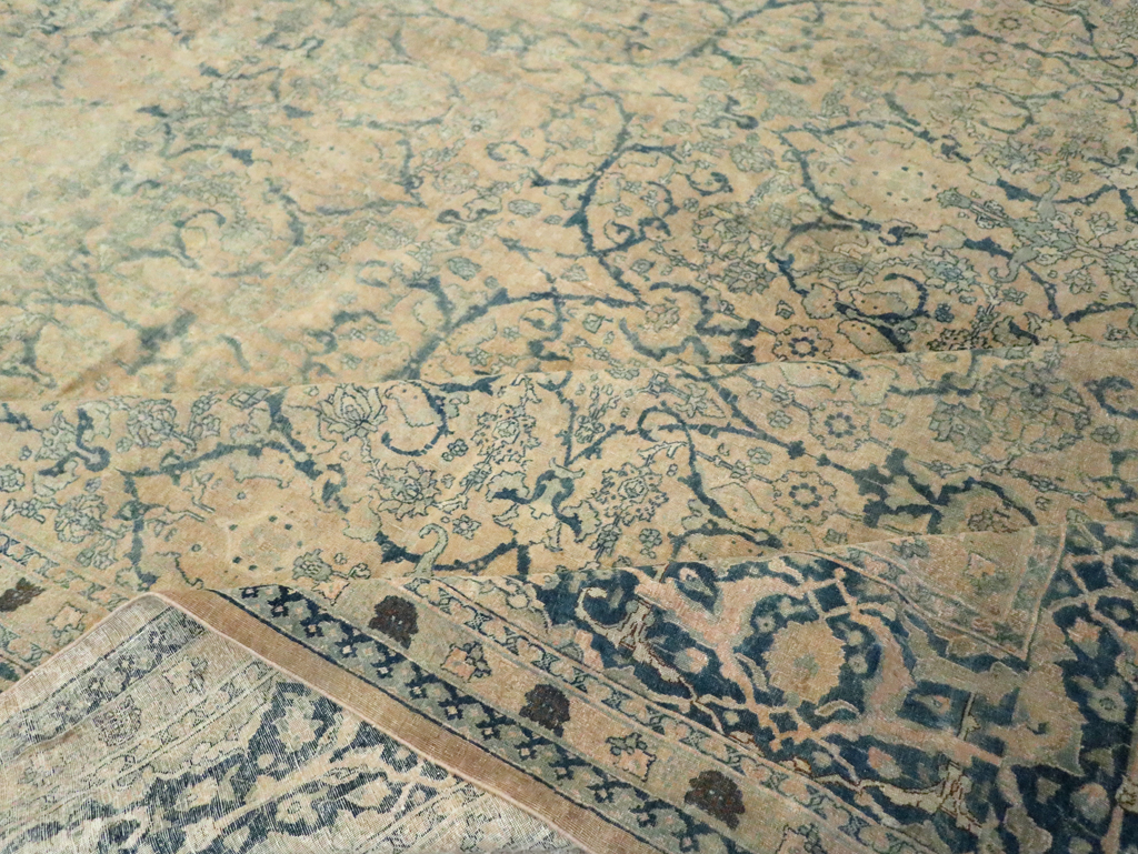 Antique Persian Tabriz Carpet, No.16566 - Gss