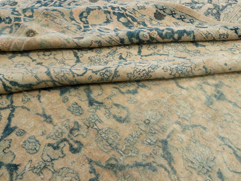 Antique Persian Tabriz Carpet, No.16566 - Gss