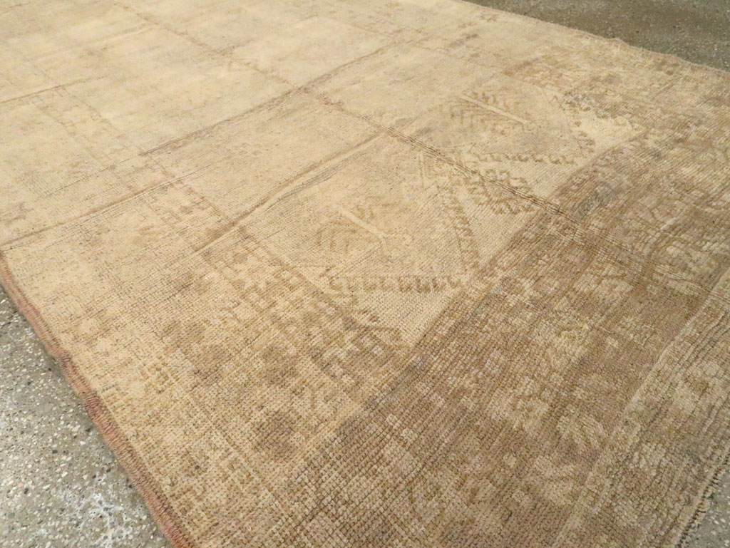 Antique Turkish Oushak Gallery Rug, No.16567 - Gss