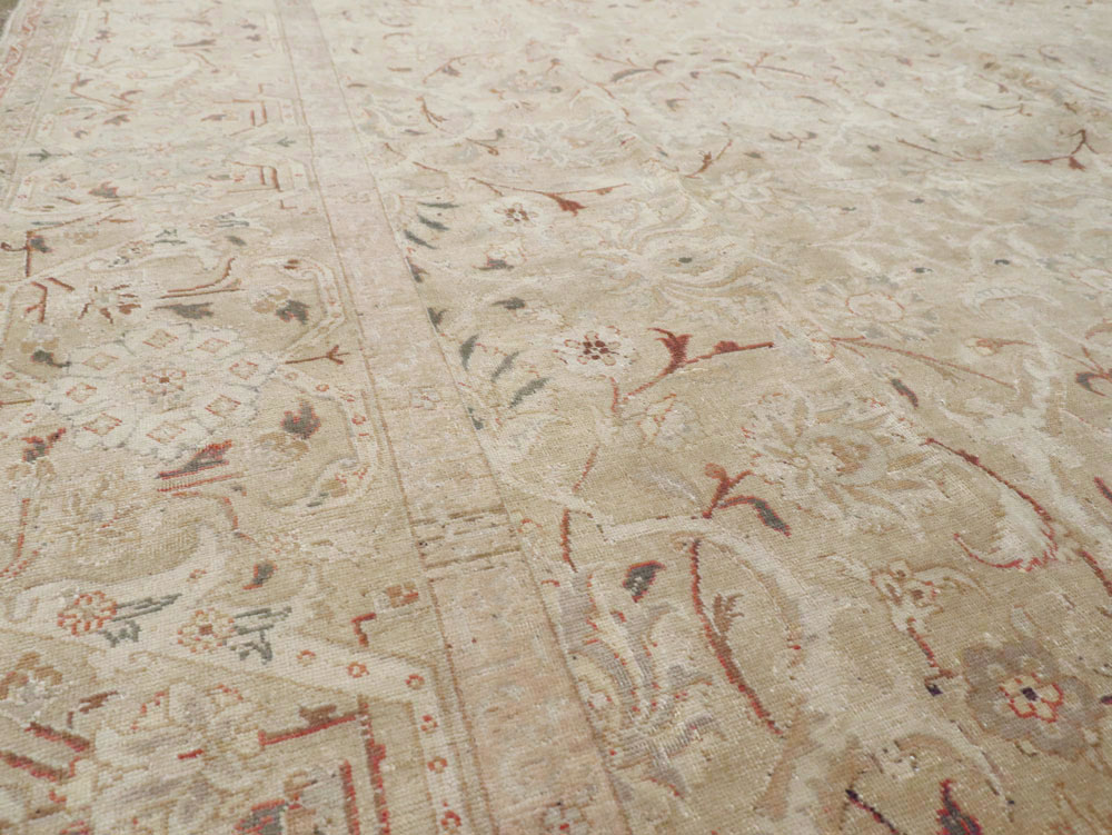 Antique Persian Tabriz Carpet, No.16604 - Gss