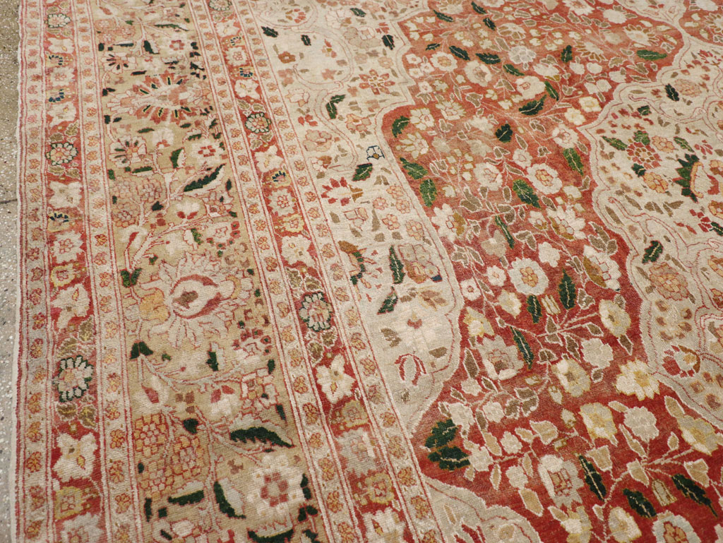 Antique Persian Tabriz Carpet, No.16633 - Gss