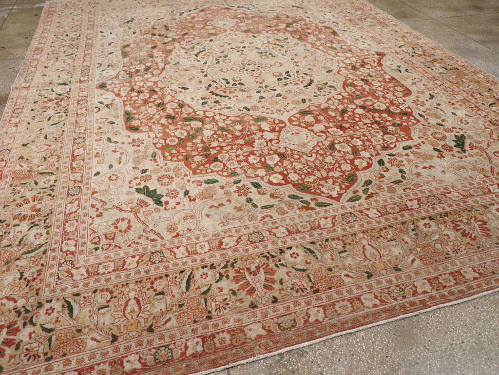 Antique Persian Tabriz Carpet, No.16633 - Gss