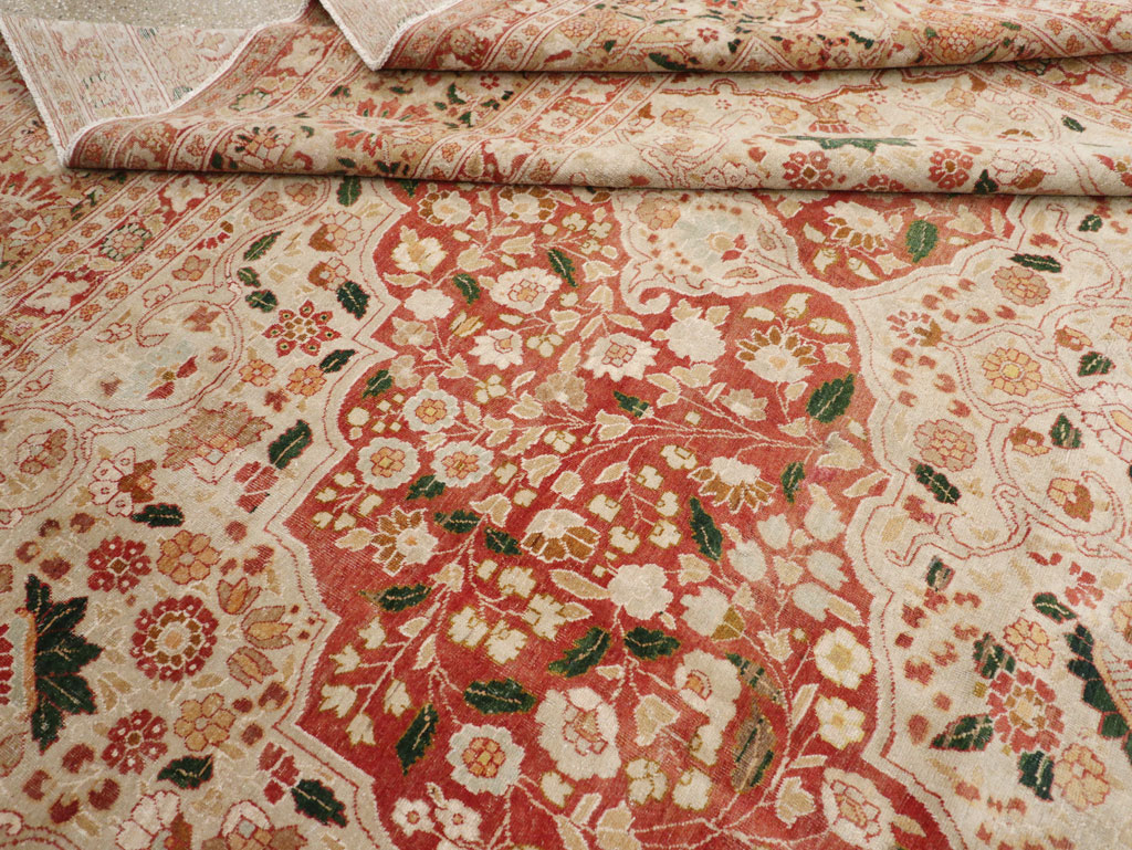 Antique Persian Tabriz Carpet, No.16633 - Gss