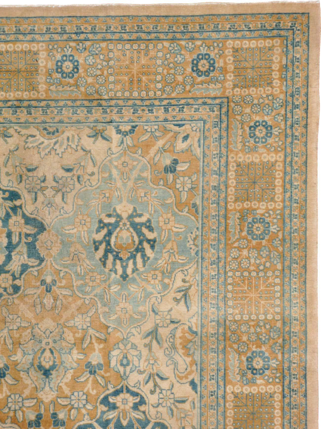 Antique Persian Tabriz Carpet, No.16670 - Gss
