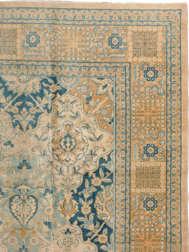 Antique Persian Tabriz Carpet, No.16670 - Gss