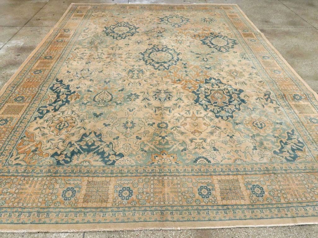 Antique Persian Tabriz Carpet, No.16670 - Gss