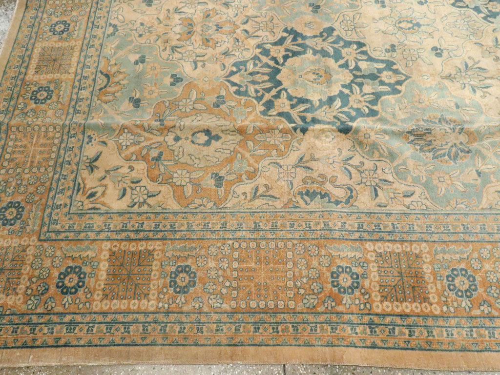 Antique Persian Tabriz Carpet, No.16670 - Gss