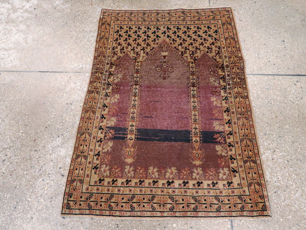 Antique Turkish Sivas Rug, No.16778 - Gss
