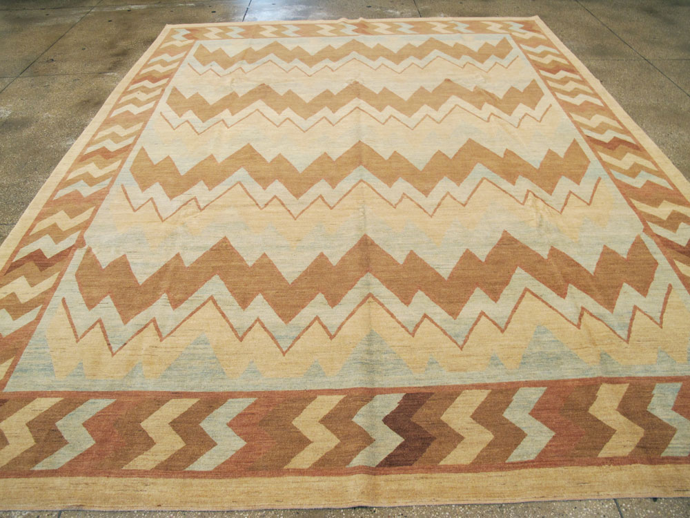 Modern Persian Tabriz Carpet, No.16858 - Gss