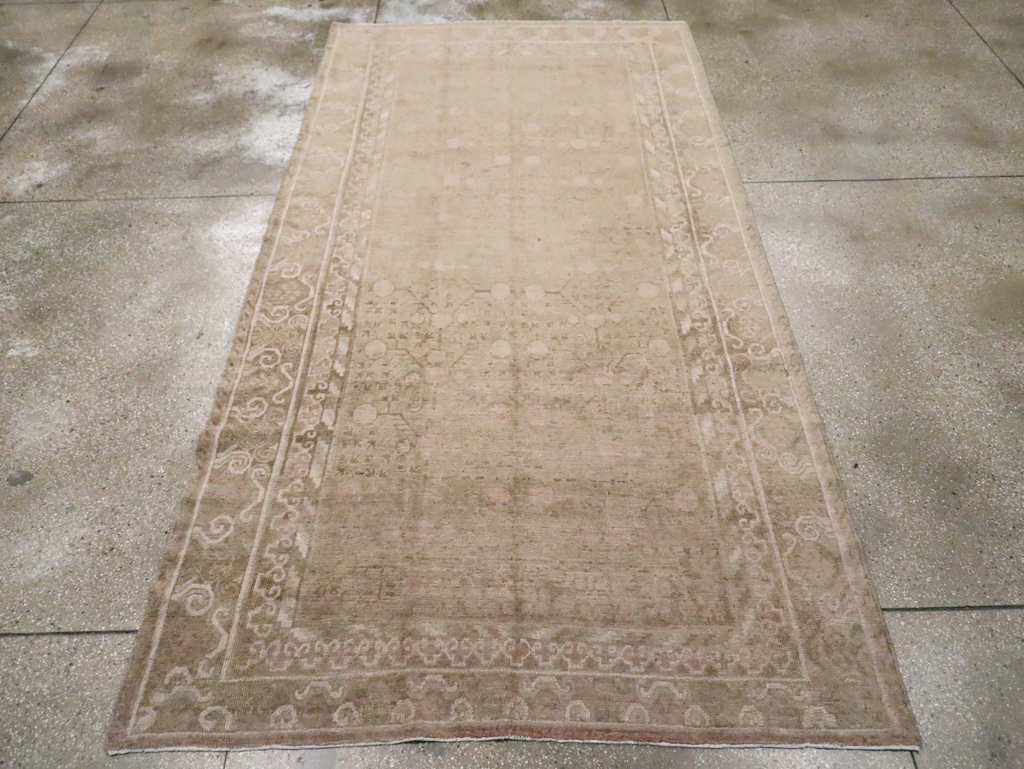 Vintage East Turkestan Khotan Carpet, No.16912 - Gss