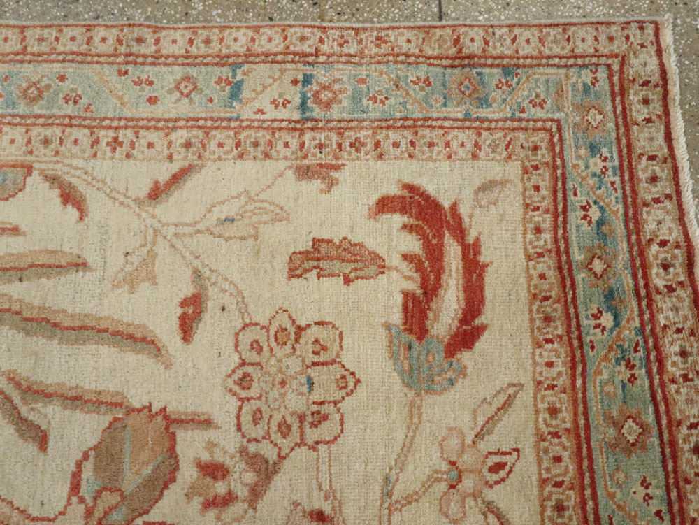 Antique Persian Sultanabad Rug, No.17055 - Gss