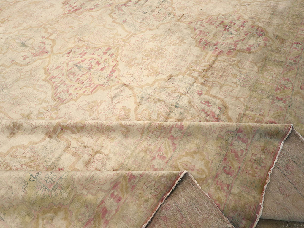 Antique Indian Lahore Carpet, No.17060 - Gss