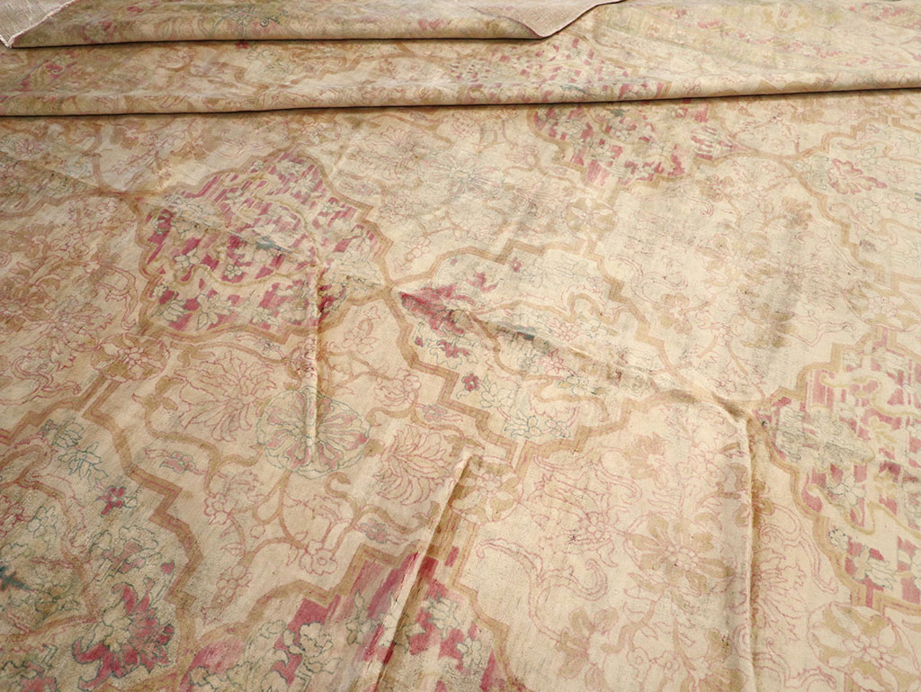 Antique Indian Lahore Carpet, No.17060 - Gss