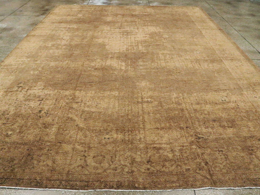 Antique Persian Mahal Distressed Carpet, No.17072 - Gss