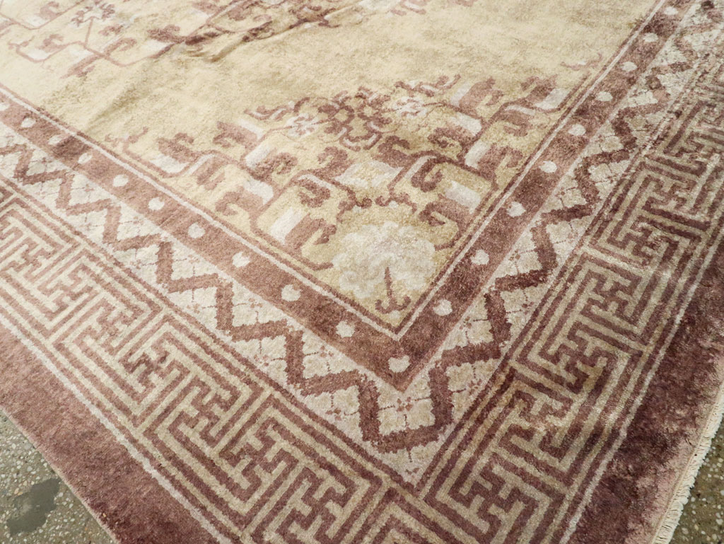 Vintage Chinese Peking Silk Carpet, No.17079 - Gss