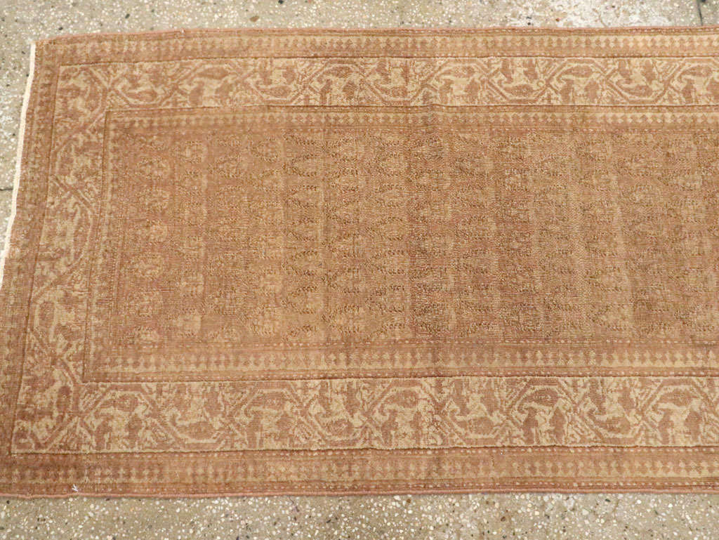 Antique Indian Amritsar Runner, No.17101 - Gss