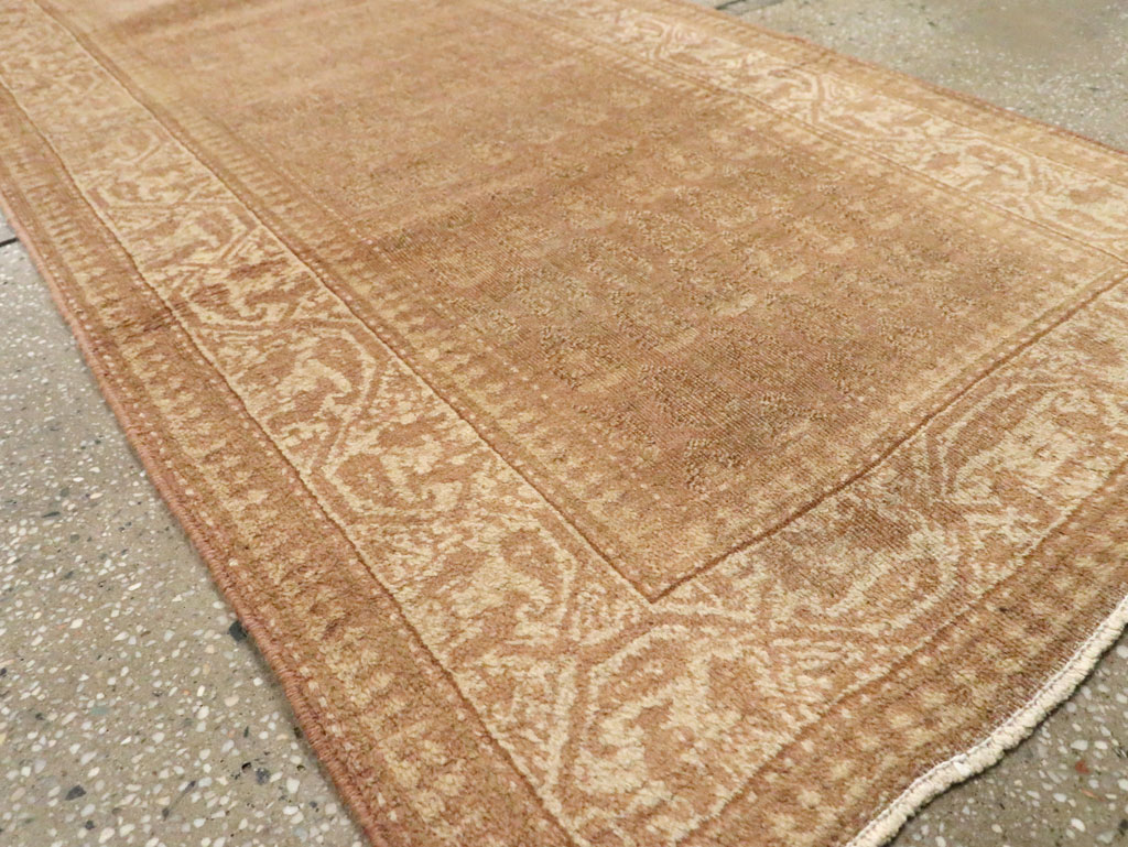 Antique Indian Amritsar Runner, No.17101 - Gss