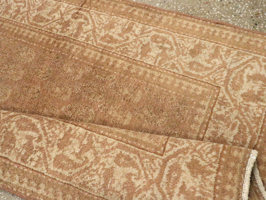 Antique Indian Amritsar Runner, No.17101 - Gss