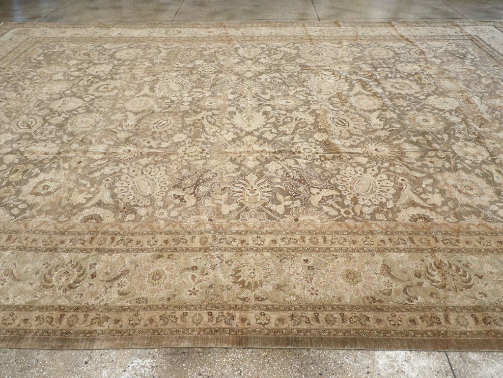 Antique Persian Tabriz Carpet, No.17155 - Gss