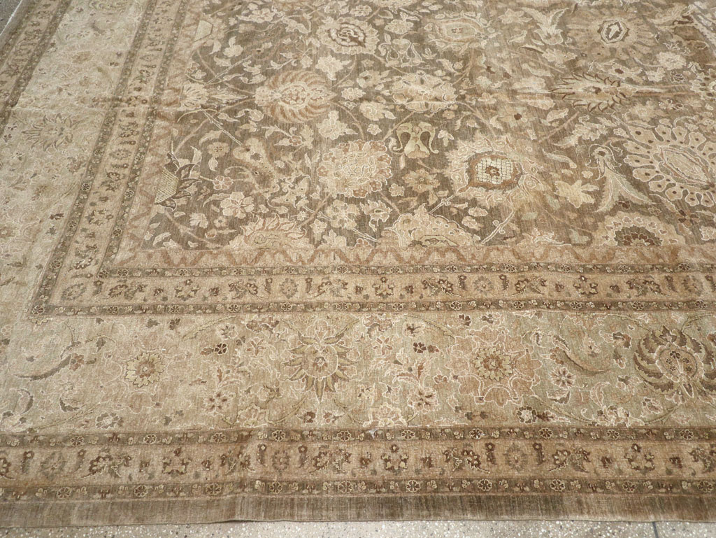 Antique Persian Tabriz Carpet, No.17155 - Gss